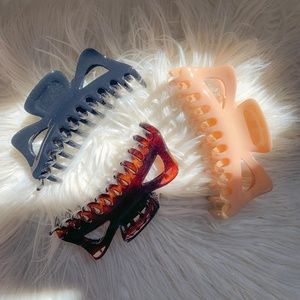 Oversized Claw Clip Bundle ✨